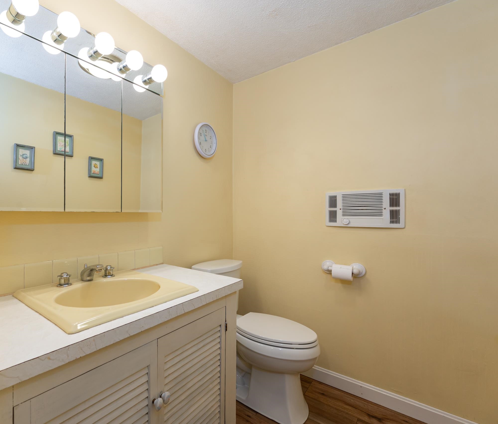 3 Fox Den Road Hollis, NH 03049 - Photo 23 of 40