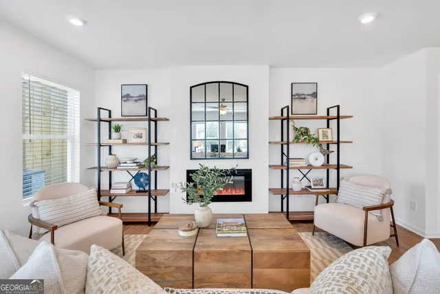 $283,990 | 107 Village Green Drive, Unit 170, Adairsville, GA 30103