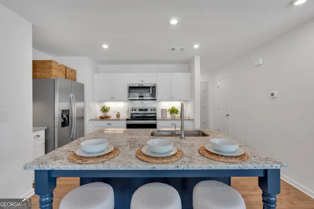 $283,990 | 107 Village Green Drive, Unit 170, Adairsville, GA 30103