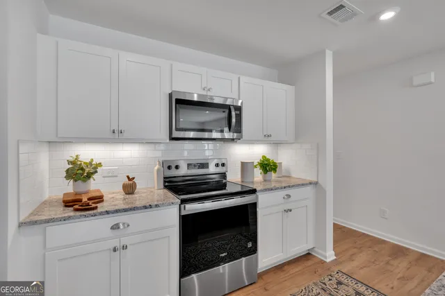 $283,990 | 107 Village Green Drive, Unit 170, Adairsville, GA 30103