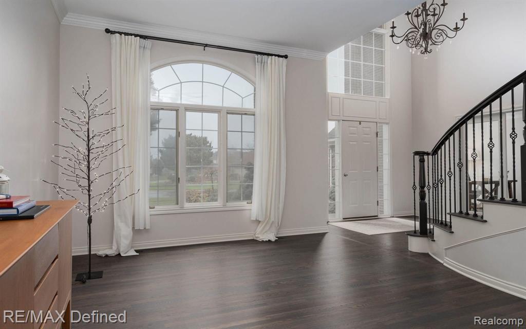 6566 Chatham Circle Rochester Hills, MI 48306 - Photo 7 of 50