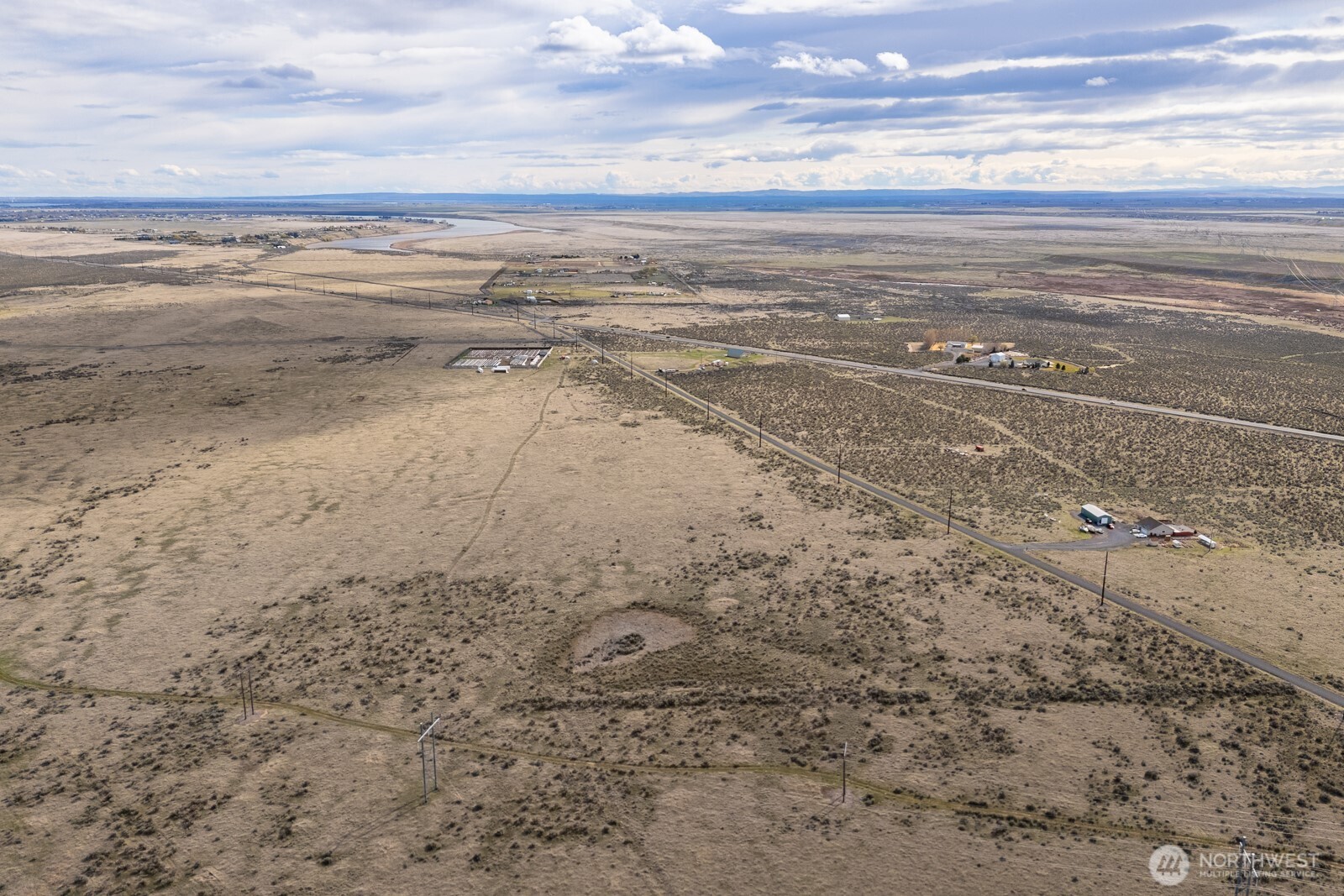 11061 Neppel Road Northeast Moses Lake, WA 98837 - Photo 17 of 24 a view of an ocean beach