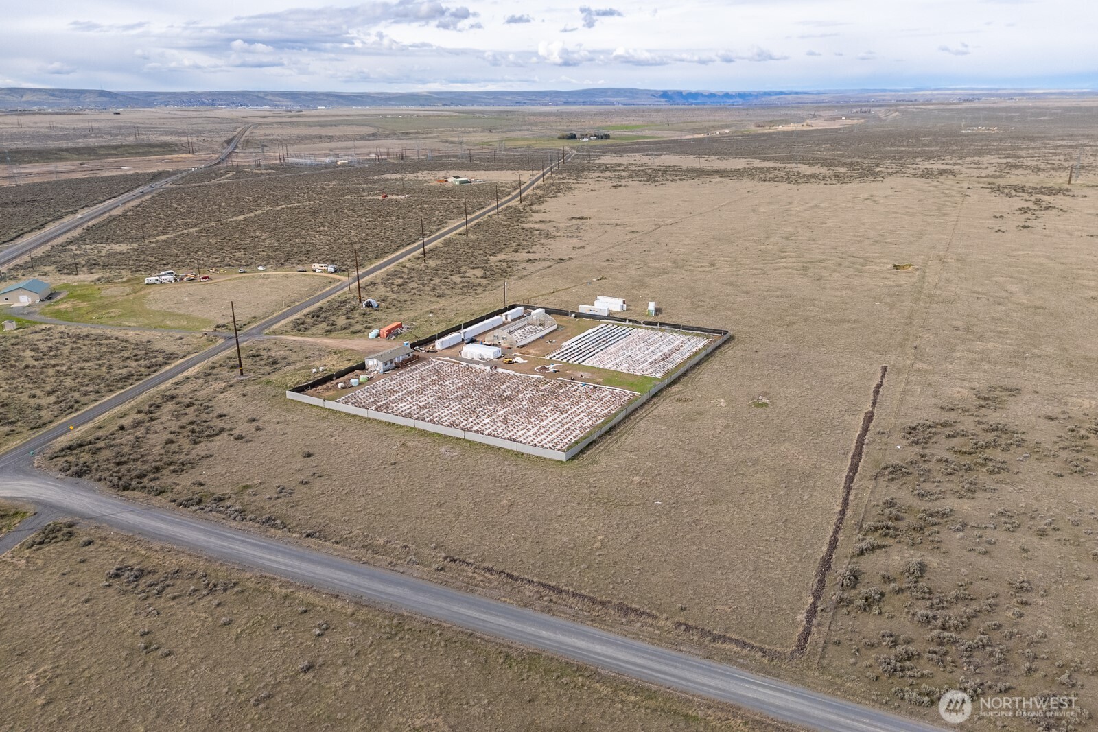 11061 Neppel Road Northeast Moses Lake, WA 98837 - Photo 5 of 24 a view of beach and ocean