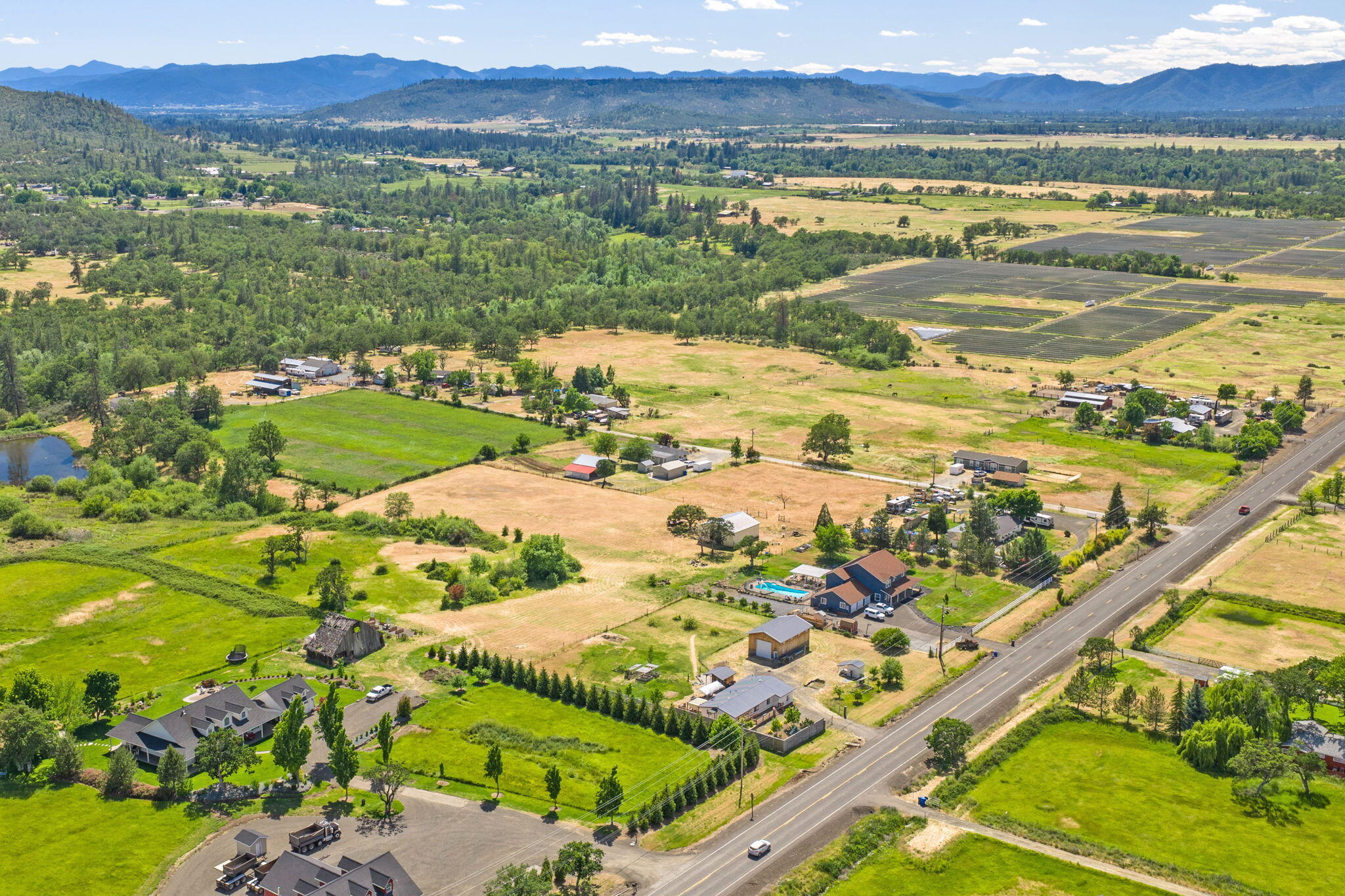 145 Highway 234 Eagle Point, OR 97524 - Photo 1 of 43 a view of a city with an ocean