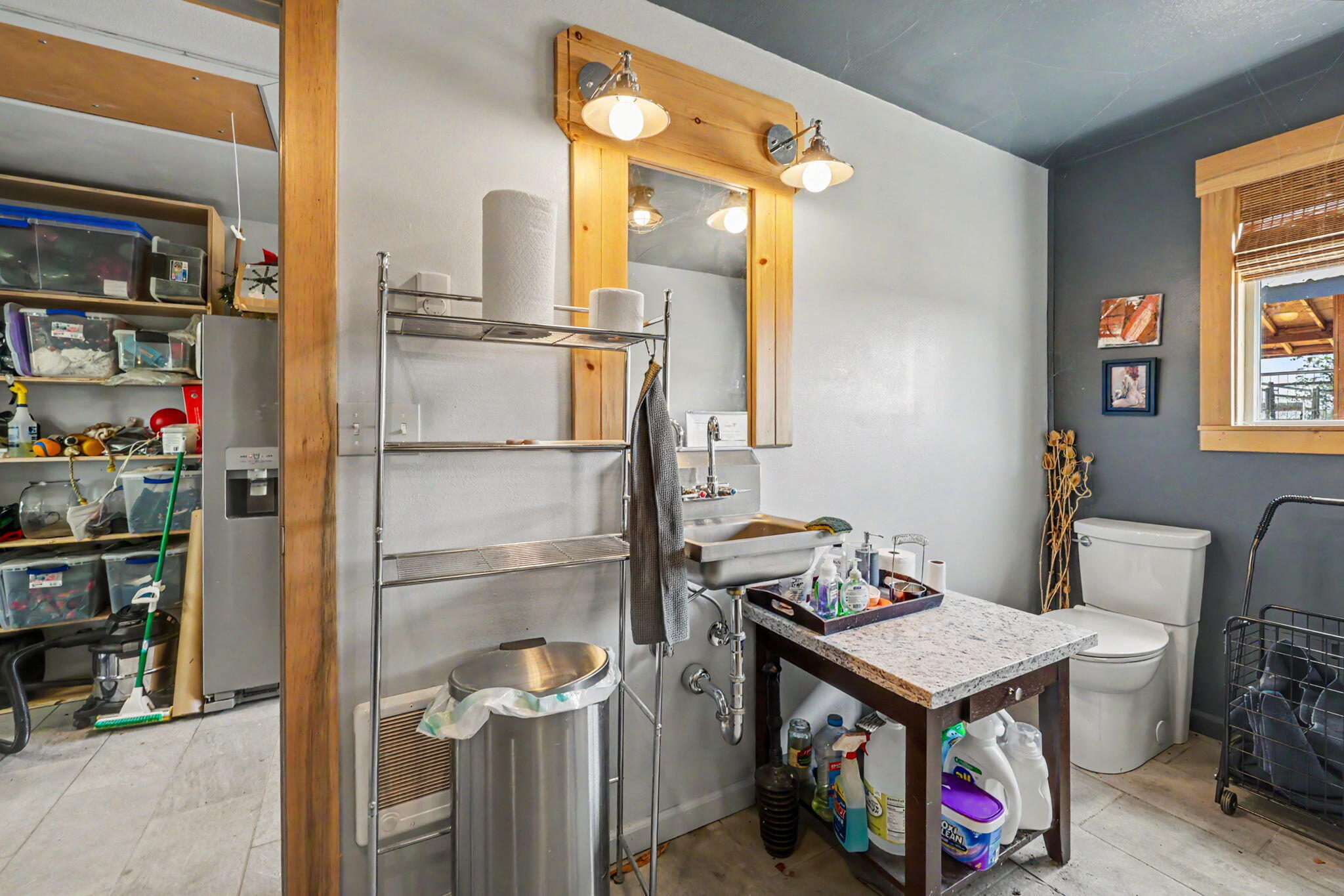 145 Highway 234 Eagle Point, OR 97524 - Photo 30 of 43 a utility room with stainless steel appliances furniture and a window