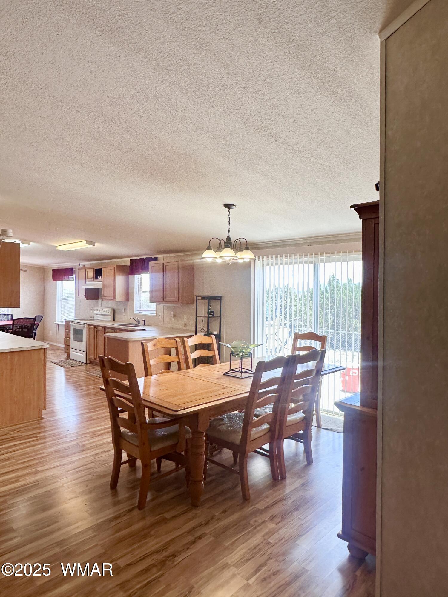 52 County Road Concho, AZ 85924 - Photo 13 of 33 LARGE DINING ROOM