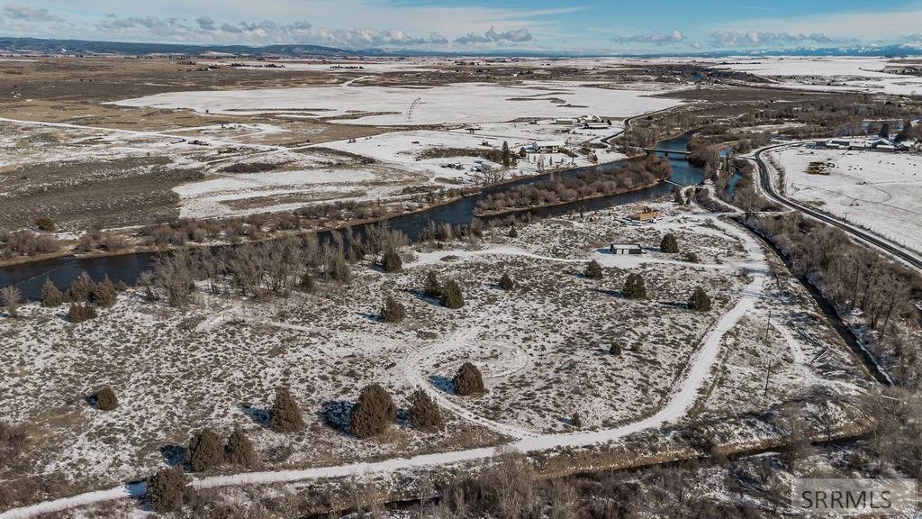 808 Fall River Springs Lane Chester, ID 83421 - Photo 4 of 16