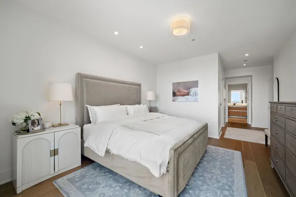 $14,000 | 363 East Wacker Drive, Unit 3109, Chicago, IL 60601