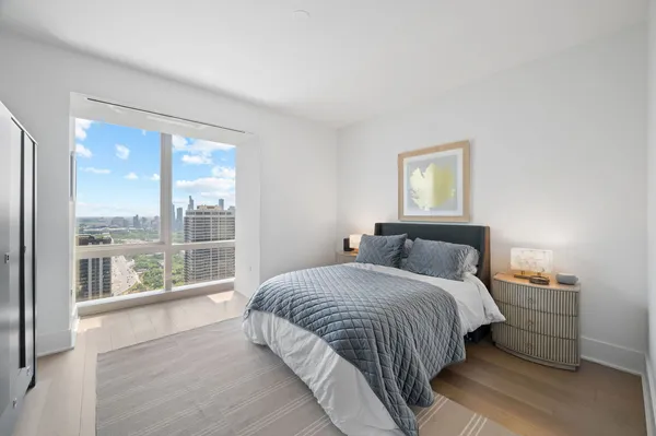 $14,000 | 363 East Wacker Drive, Unit 3109, Chicago, IL 60601