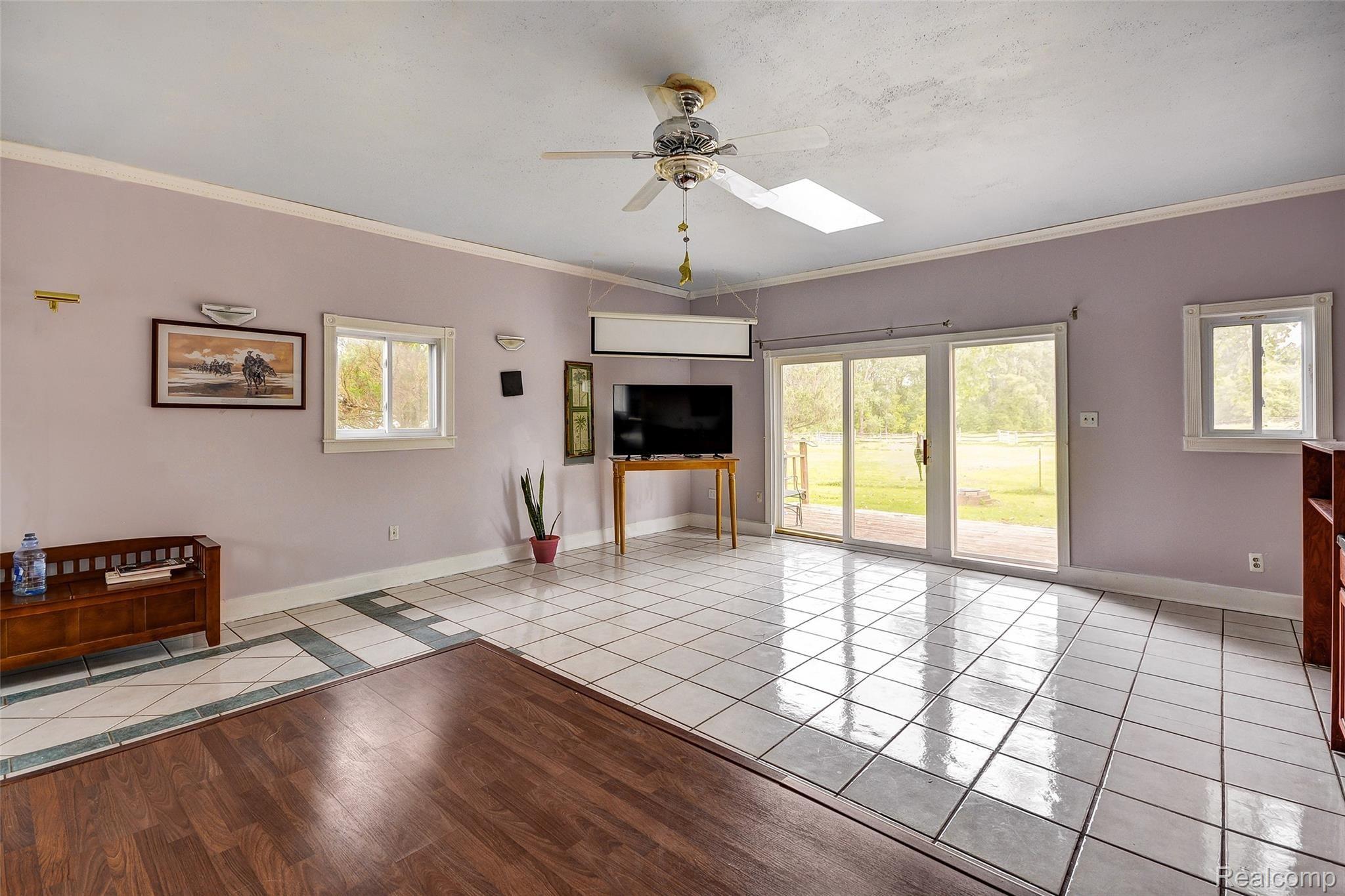 8110 Linden Road Fenton, MI 48430 - Photo 24 of 58 Linden (24).jpg