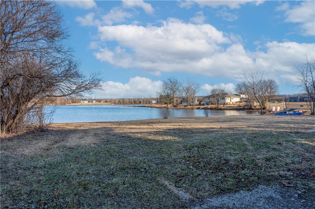 109 Southeast 421st Road Warrensburg, MO 64093 - Photo 14 of 87