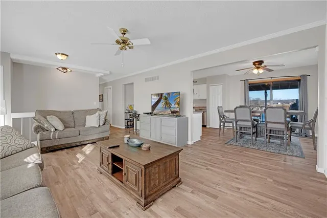 $294,900 | 109 Southeast 421st Road, Warrensburg, MO 64093