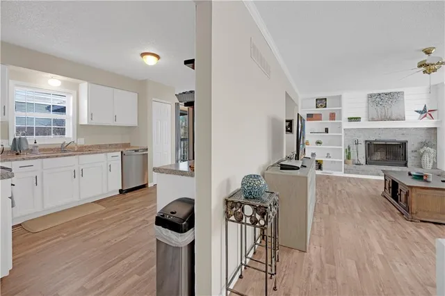 $294,900 | 109 Southeast 421st Road, Warrensburg, MO 64093