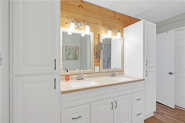 $294,900 | 109 Southeast 421st Road, Warrensburg, MO 64093