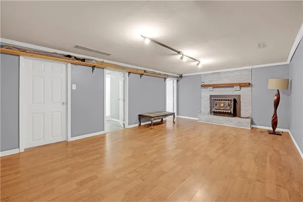 $287,900 | 109 Southeast 421st Road, Warrensburg, MO 64093