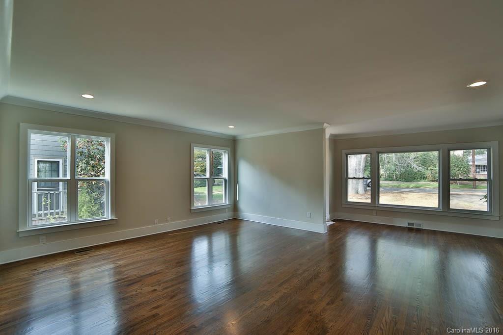 3215 Cambridge Road Charlotte, NC 28209 - Photo 3 of 20