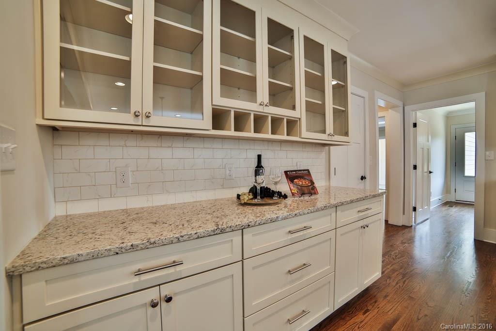 3215 Cambridge Road Charlotte, NC 28209 - Photo 6 of 20