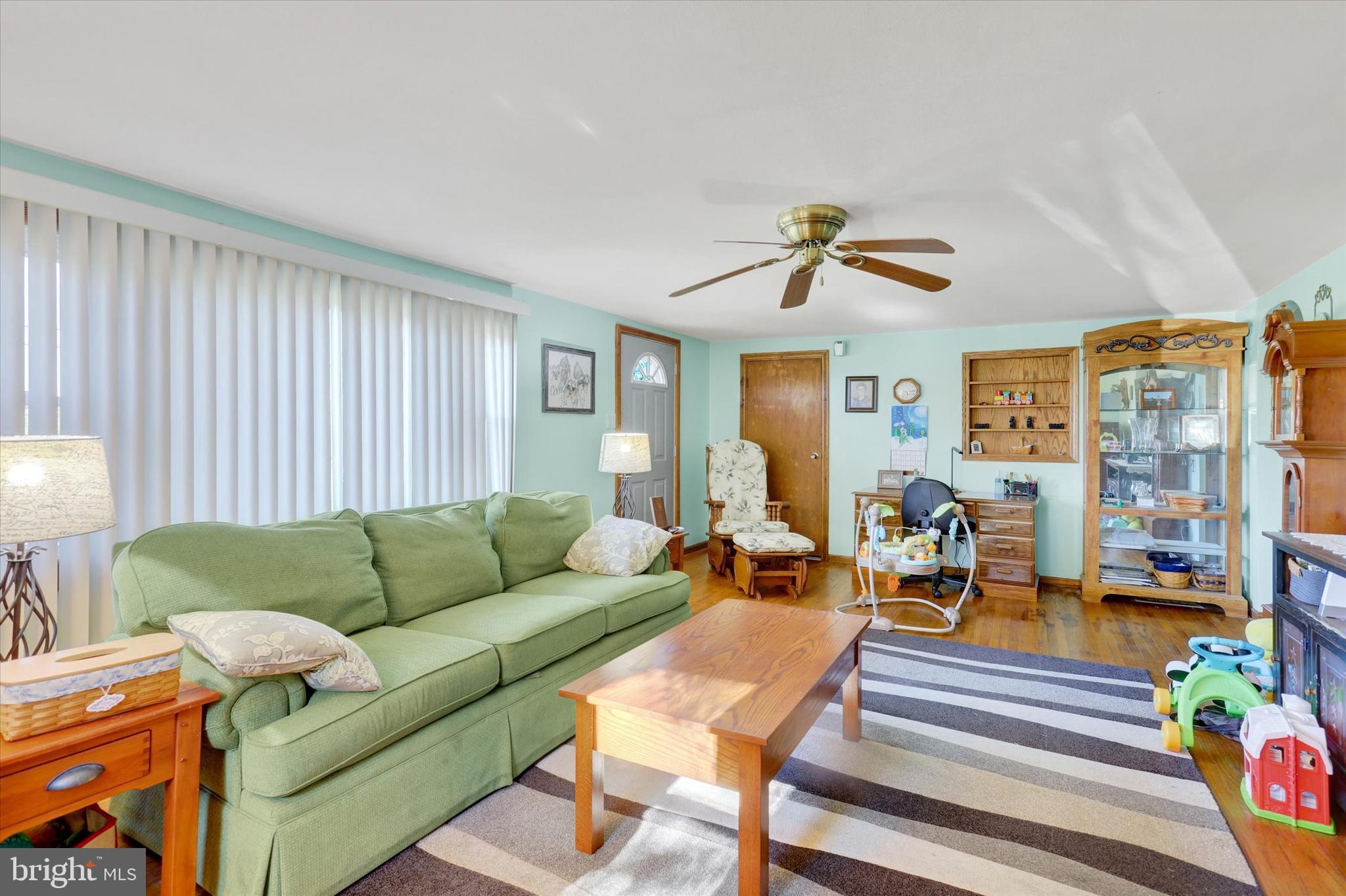 3546 White Church Road Chambersburg, PA 17202 - Photo 4 of 25 Gallery Image 4