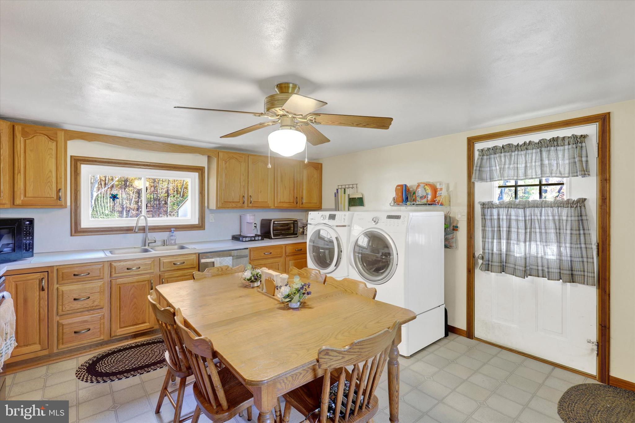 3546 White Church Road Chambersburg, PA 17202 - Photo 5 of 25 Gallery Image 5
