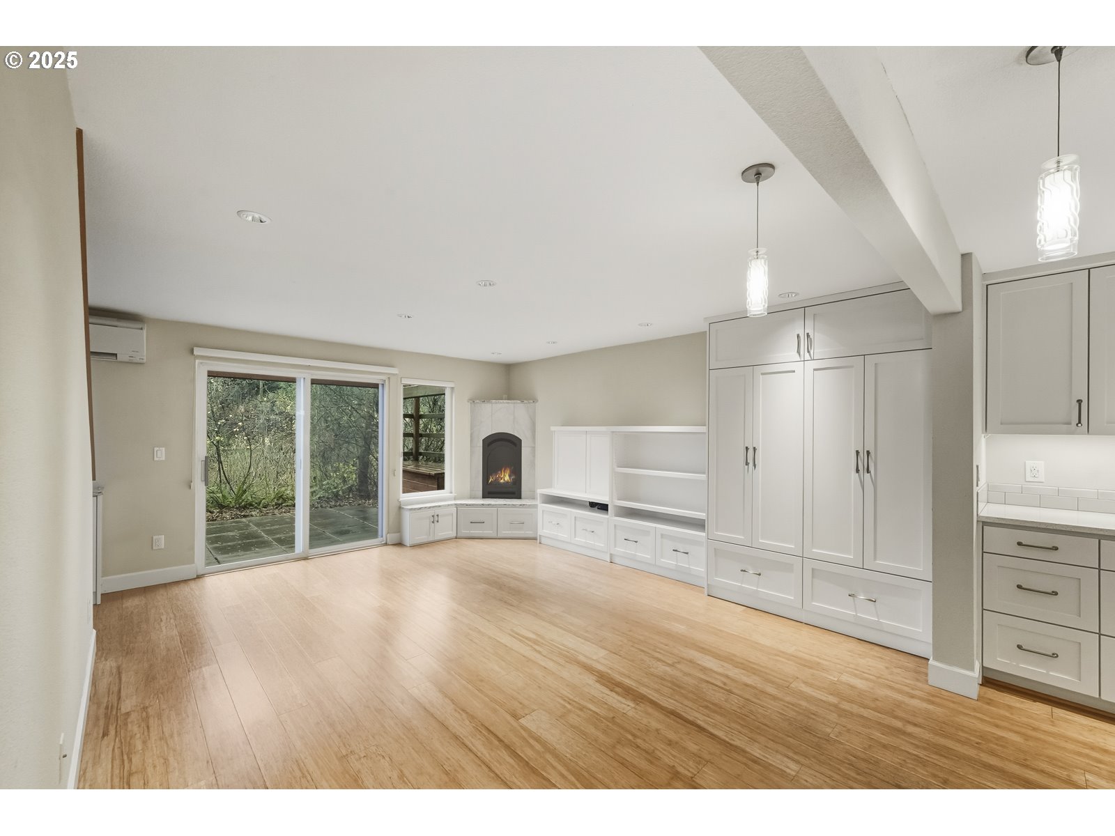 4387 Southwest 94th Avenue Portland, OR 97225 - Photo 14 of 48