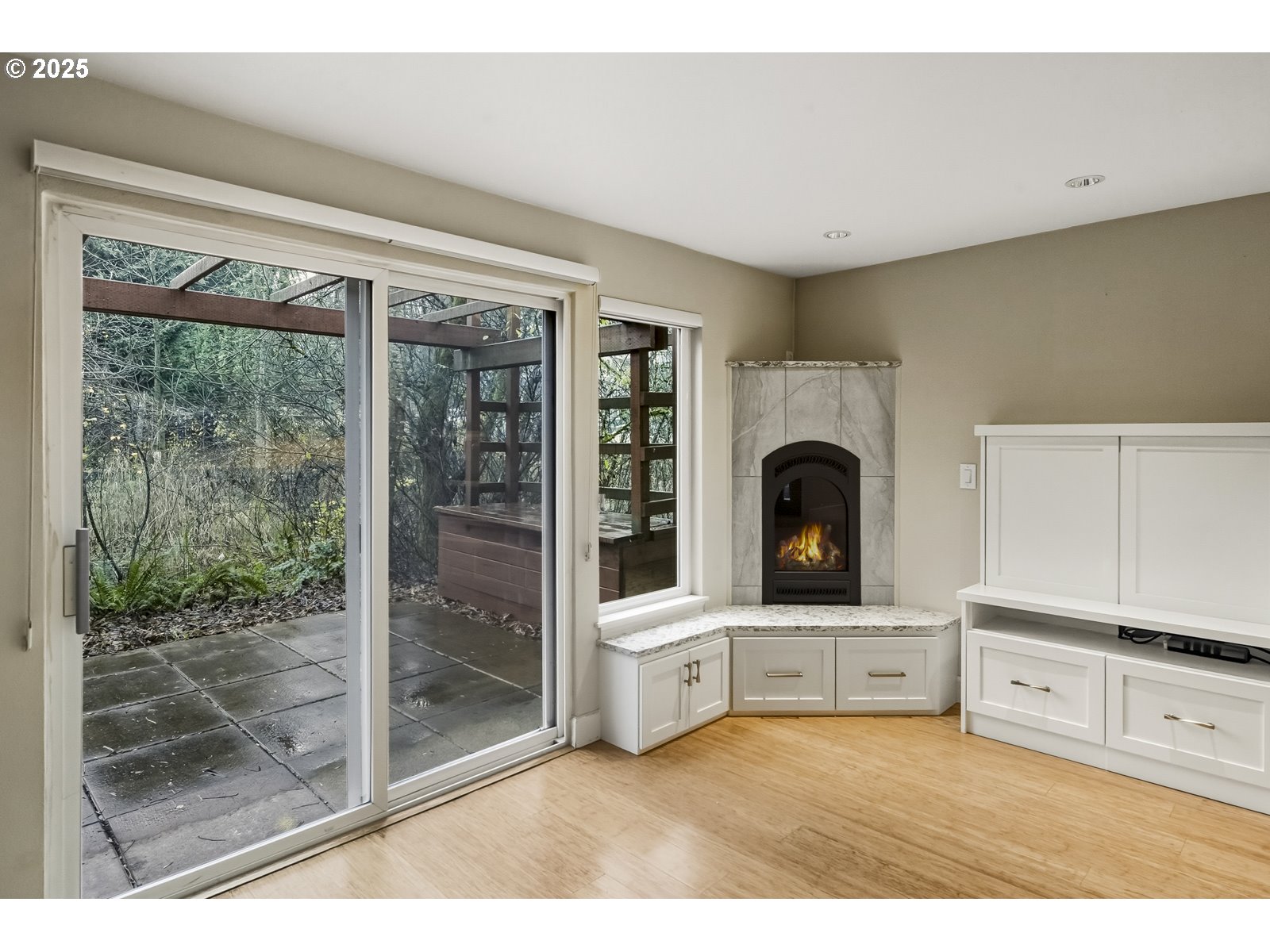 4387 Southwest 94th Avenue Portland, OR 97225 - Photo 17 of 48