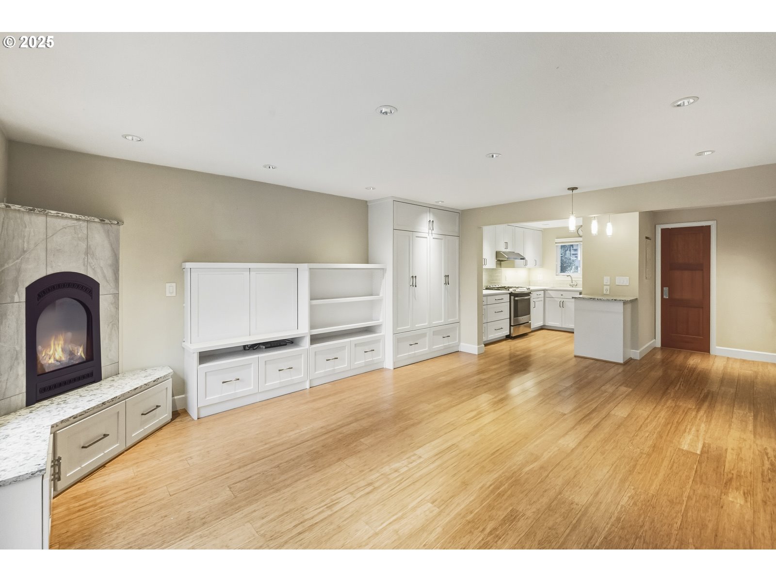 4387 Southwest 94th Avenue Portland, OR 97225 - Photo 18 of 48