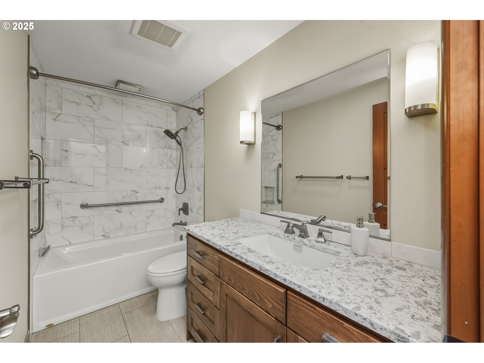 4387 Southwest 94th Avenue Portland, OR 97225 - Photo 33 of 48