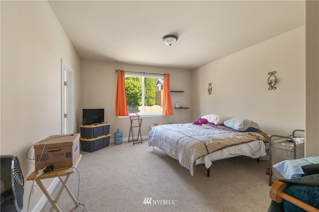 1384 Ridgeview Loop Southwest Tumwater, WA 98512 - Photo 14 of 24 Gallery Image 14