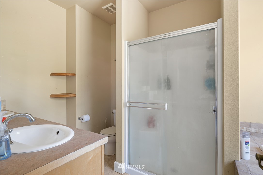 1384 Ridgeview Loop Southwest Tumwater, WA 98512 - Photo 16 of 24 Gallery Image 16
