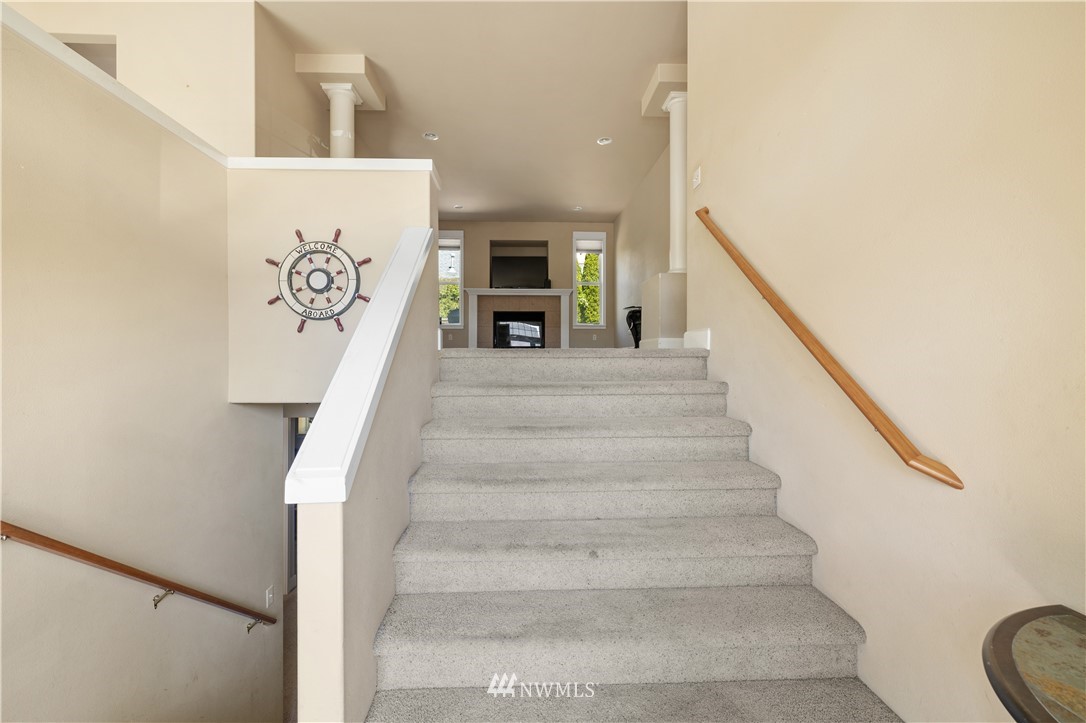 1384 Ridgeview Loop Southwest Tumwater, WA 98512 - Photo 3 of 24 Gallery Image 3