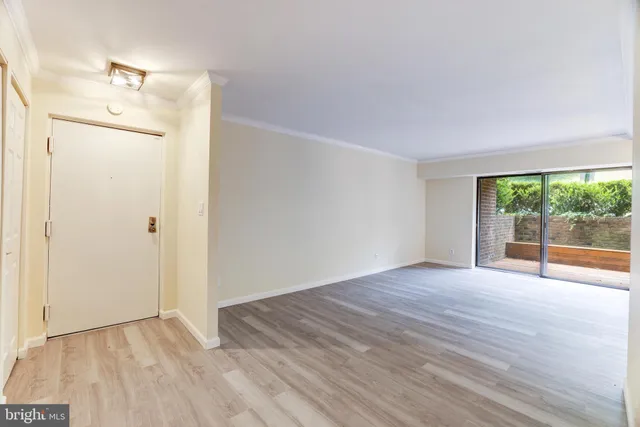 $1,975 | 7905 Dassett Court, Unit 101, Annandale, VA 22003