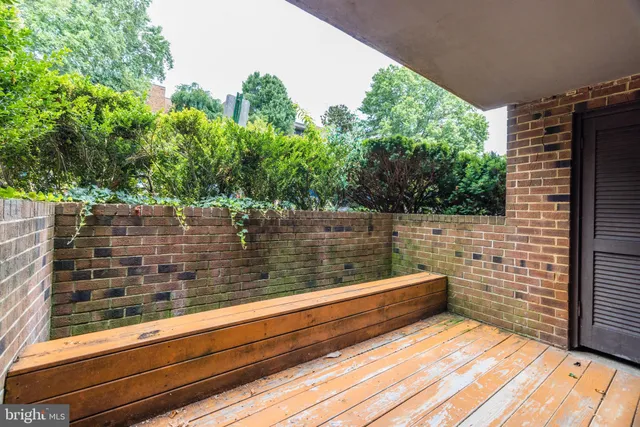 $1,975 | 7905 Dassett Court, Unit 101, Annandale, VA 22003