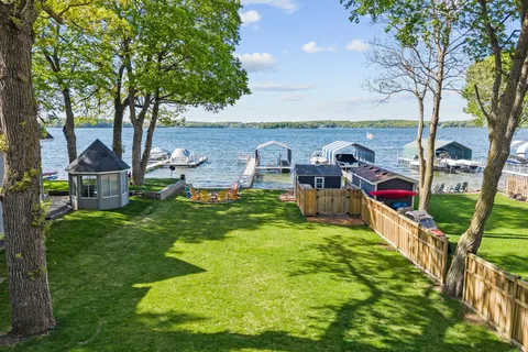 $2,995,000 | 5325 Edsall Road, Mound, MN 55364