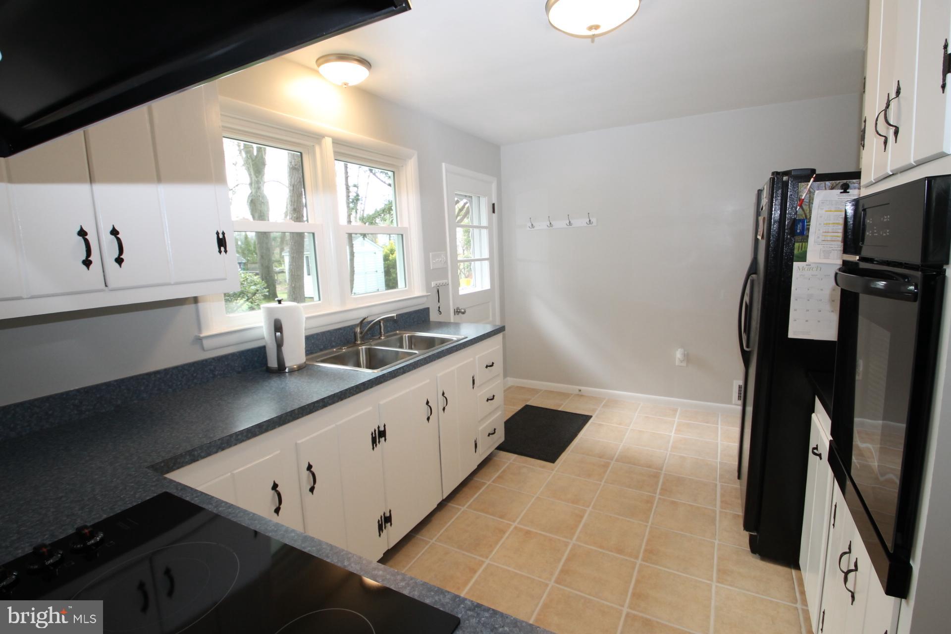 31 Brookfield Road Pasadena, MD 21122 - Photo 17 of 26