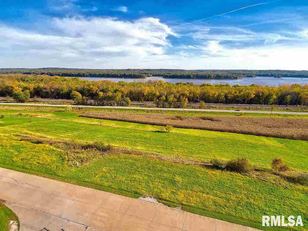 3484 Old Hwy Road Muscatine, IA 52761 - Photo 2 of 8 Gallery Image 2