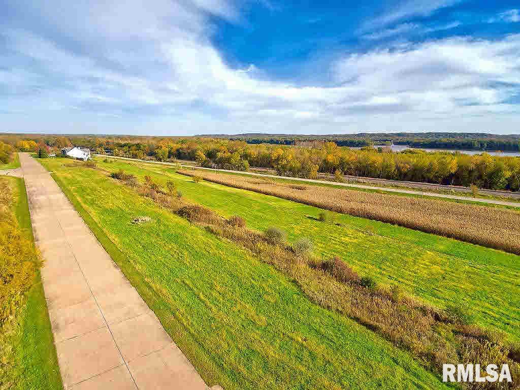 3484 Old Hwy Road Muscatine, IA 52761 - Photo 6 of 8 Gallery Image 6