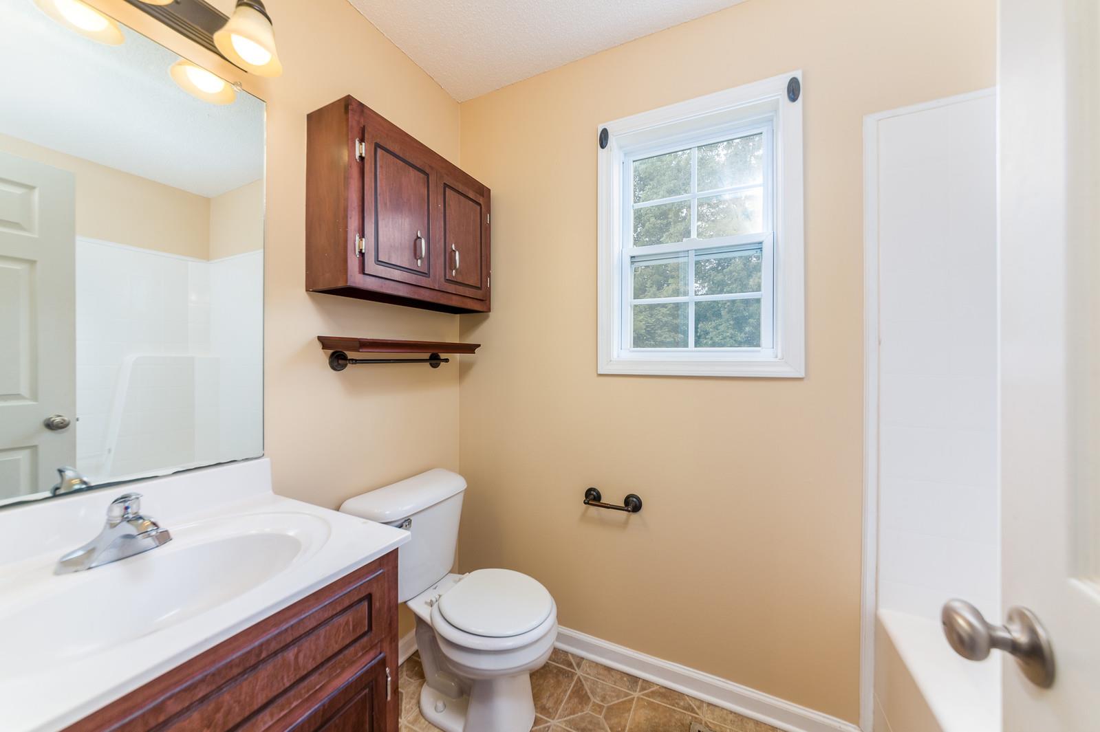 302 Fortway Road Clarksville, TN 37042 - Photo 10 of 10 Gallery Image 10