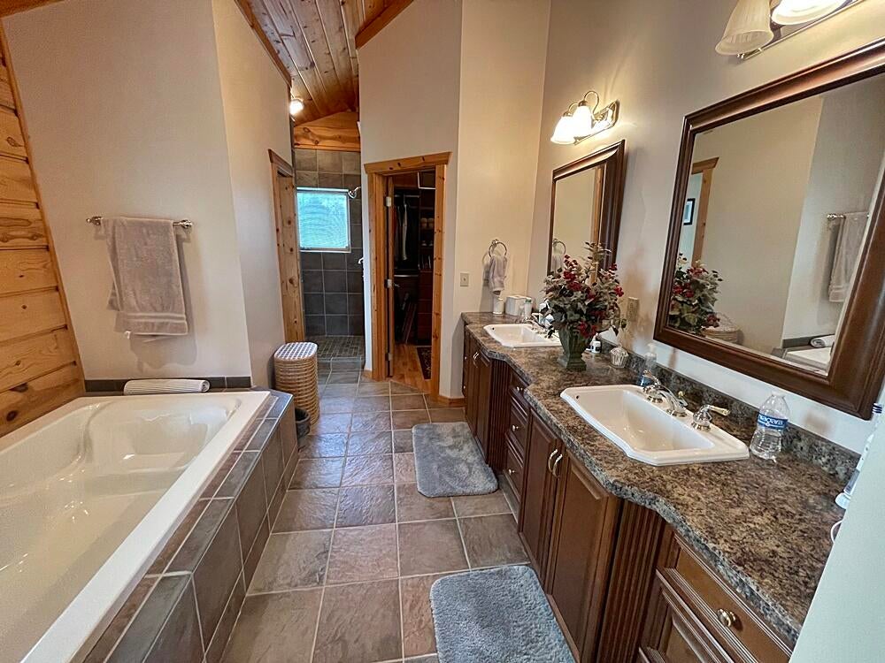 642 Hickory Hill Road Slatyfork, WV 26291 - Photo 21 of 49 Gallery Image 21