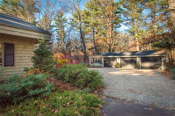 164 Georgetown Road Boxford, MA 01921 - Photo 3 of 30 Gallery Image 3