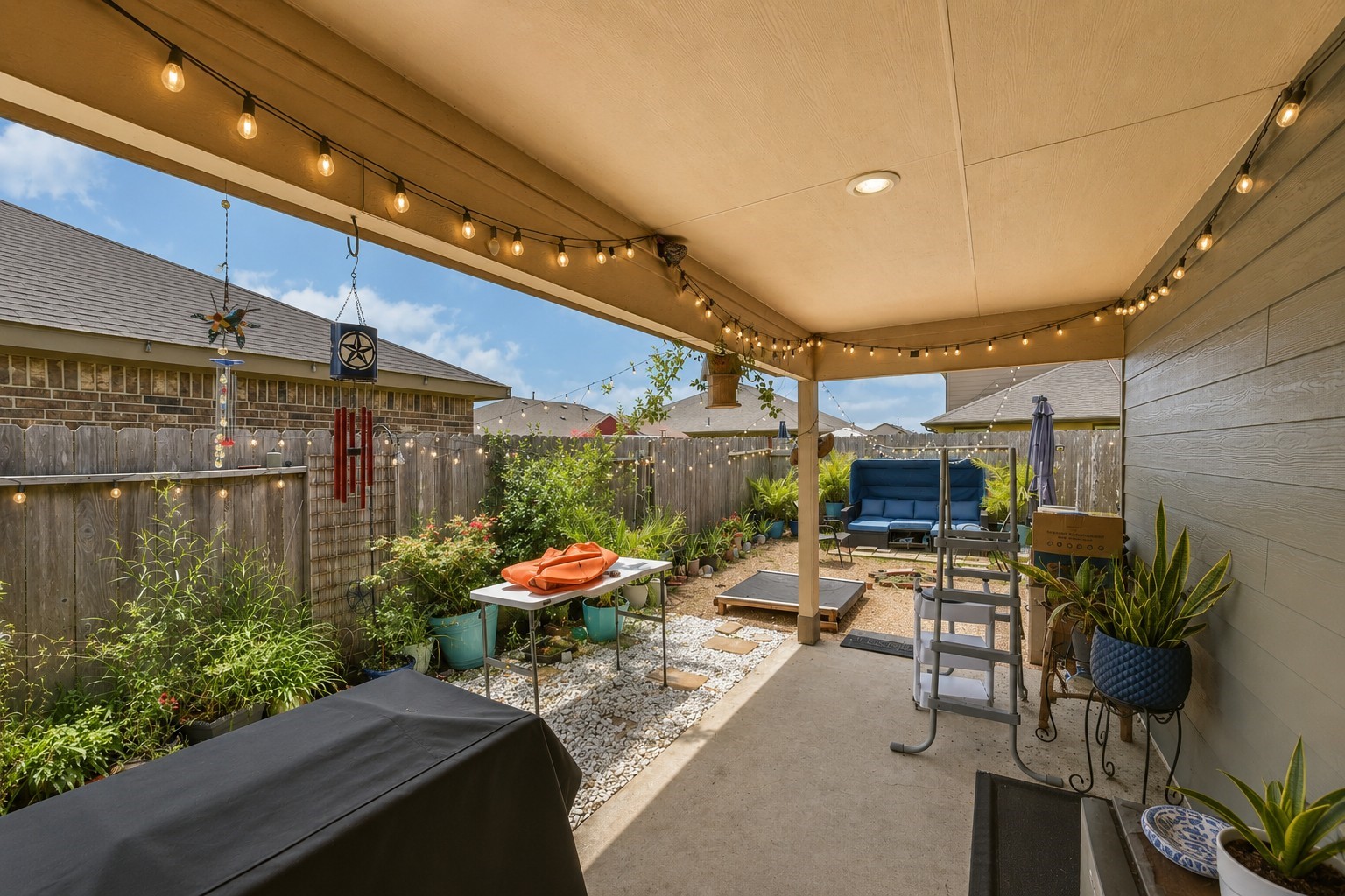 614 Harvest Bluff Drive Rosharon, TX 77583 - Photo 26 of 30 covered back patio and private oasis!