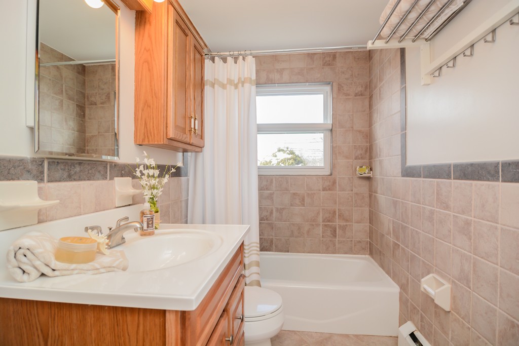 108 Decatur Street, Unit 6 Arlington, MA 02474 - Photo 20 of 30 Gallery Image 20