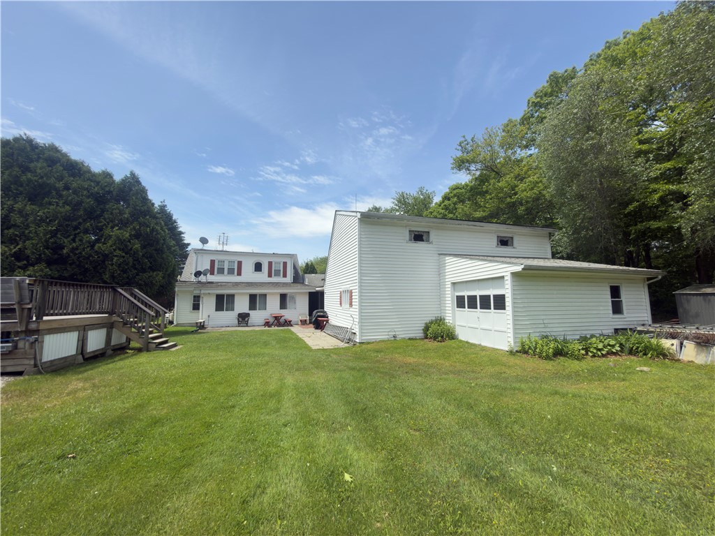 1264 Chopmist Hill Road Scituate, RI 02857 - Photo 4 of 27