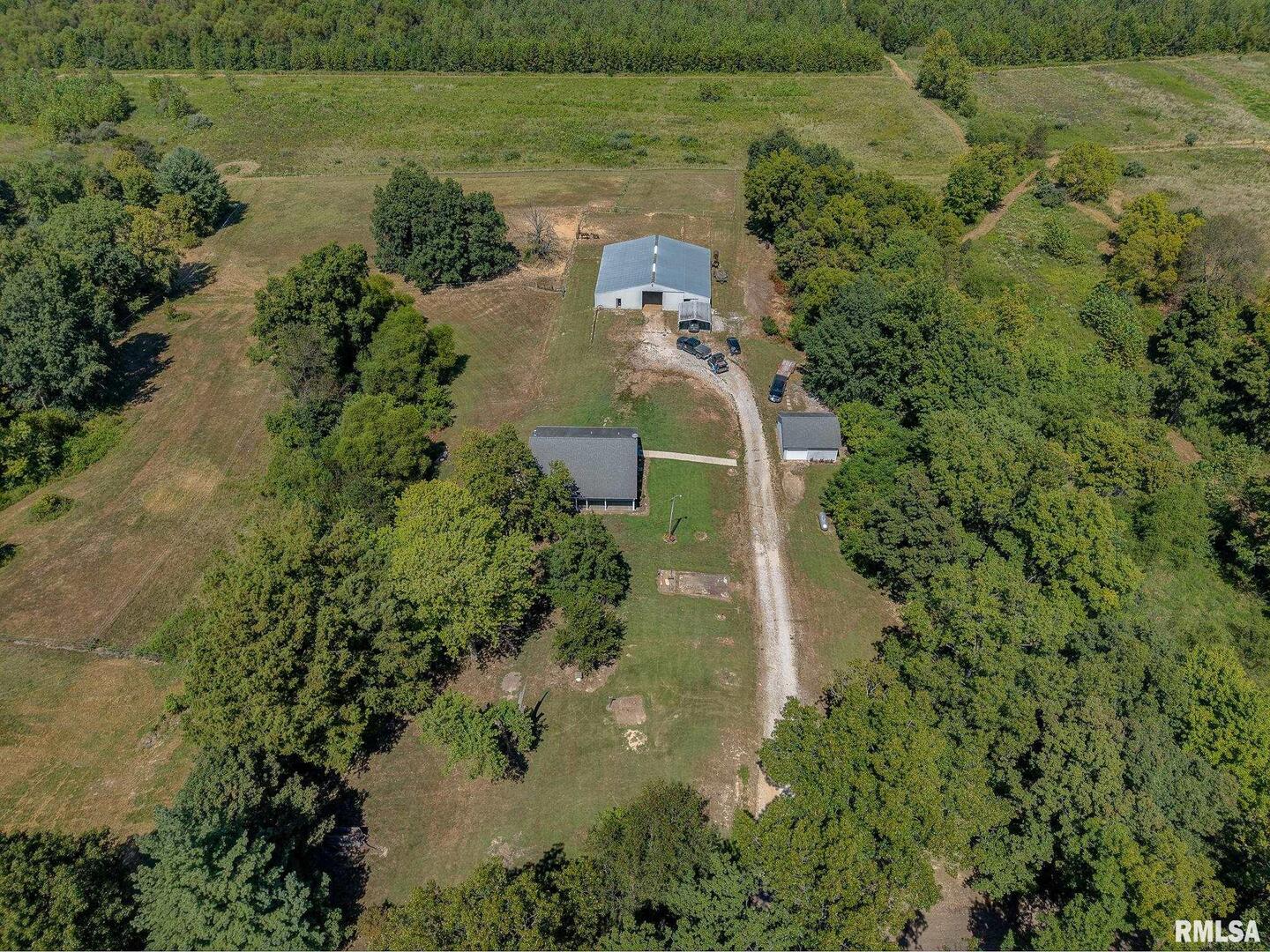 520 Deerfield Road Walnut Hill, IL 62893 - Photo 70 of 85