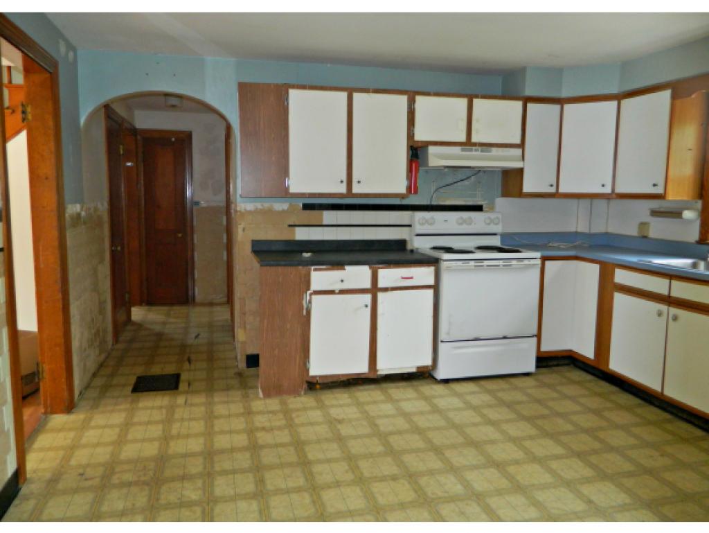 15 Madison Avenue Rochester, NH 03867 - Photo 5 of 15