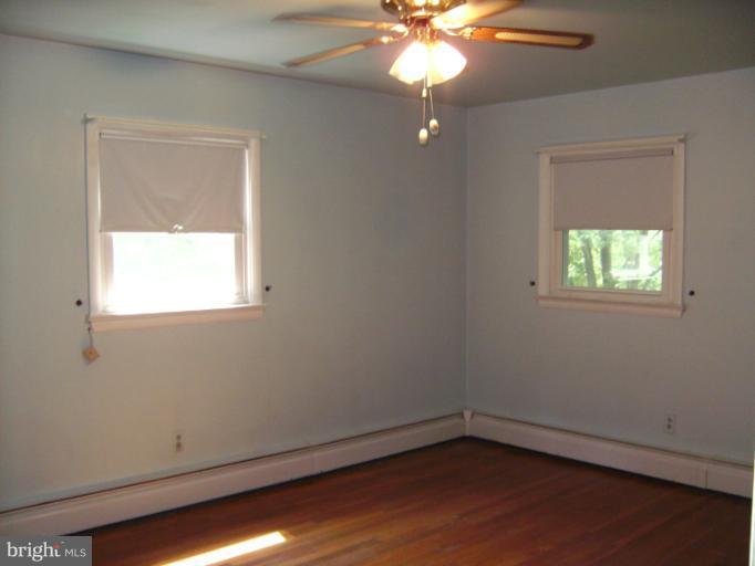2933 Roderick Road Frederick, MD 21704 - Photo 13 of 30 Bedroom