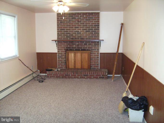 2933 Roderick Road Frederick, MD 21704 - Photo 22 of 30 Family Room
