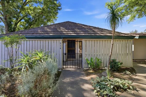 $249,000 | 914 Roundtree Court, Sacramento, CA 95831