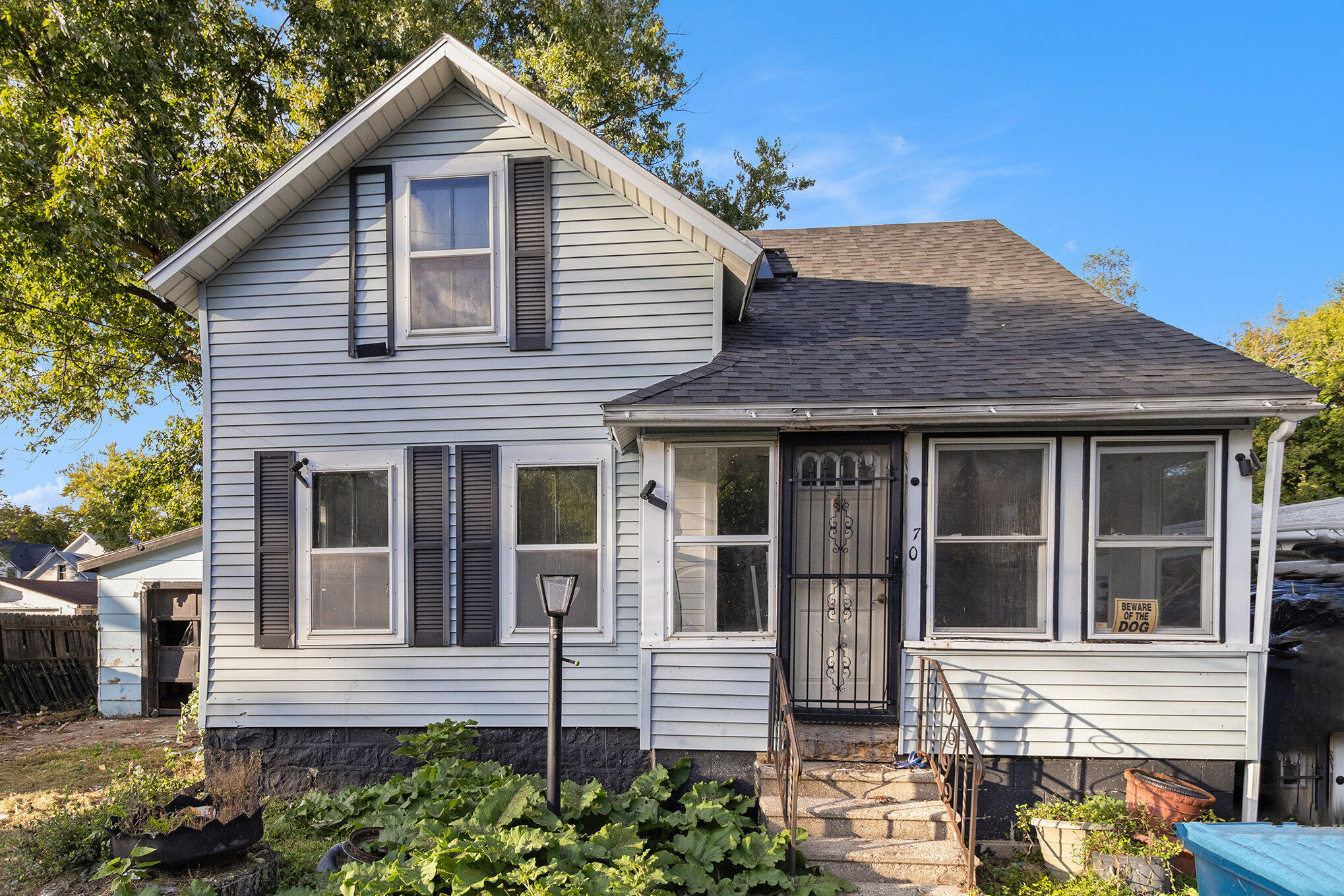 708 Mabel Street Kalamazoo, MI 49007 - Photo 2 of 19 002_file_65