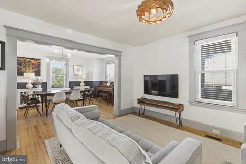 $399,900 | 603 Hilltop Road, Catonsville, MD 21228