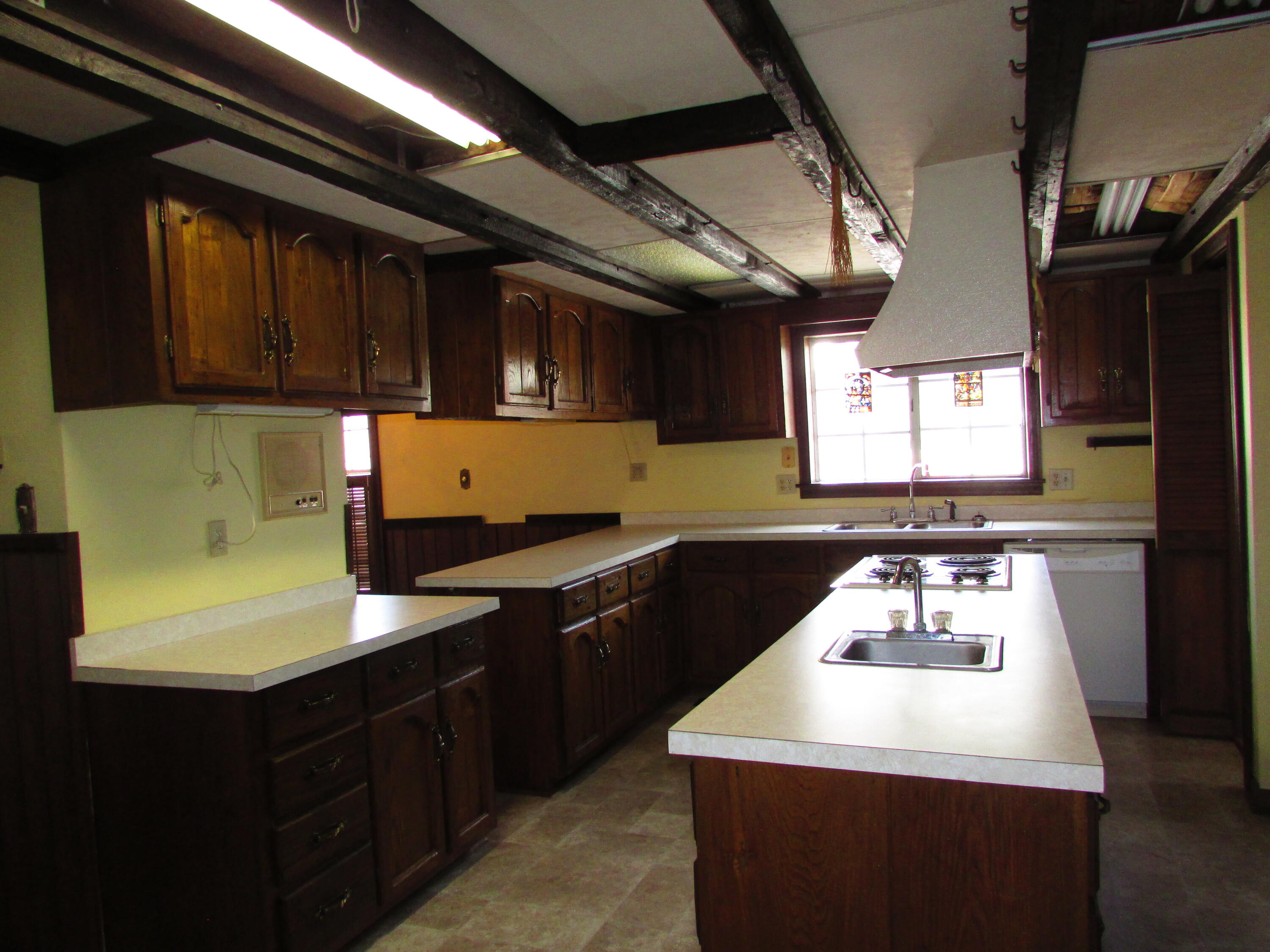 502 1st Avenue Hampton, TN 37658 - Photo 40 of 71 IMG_1288